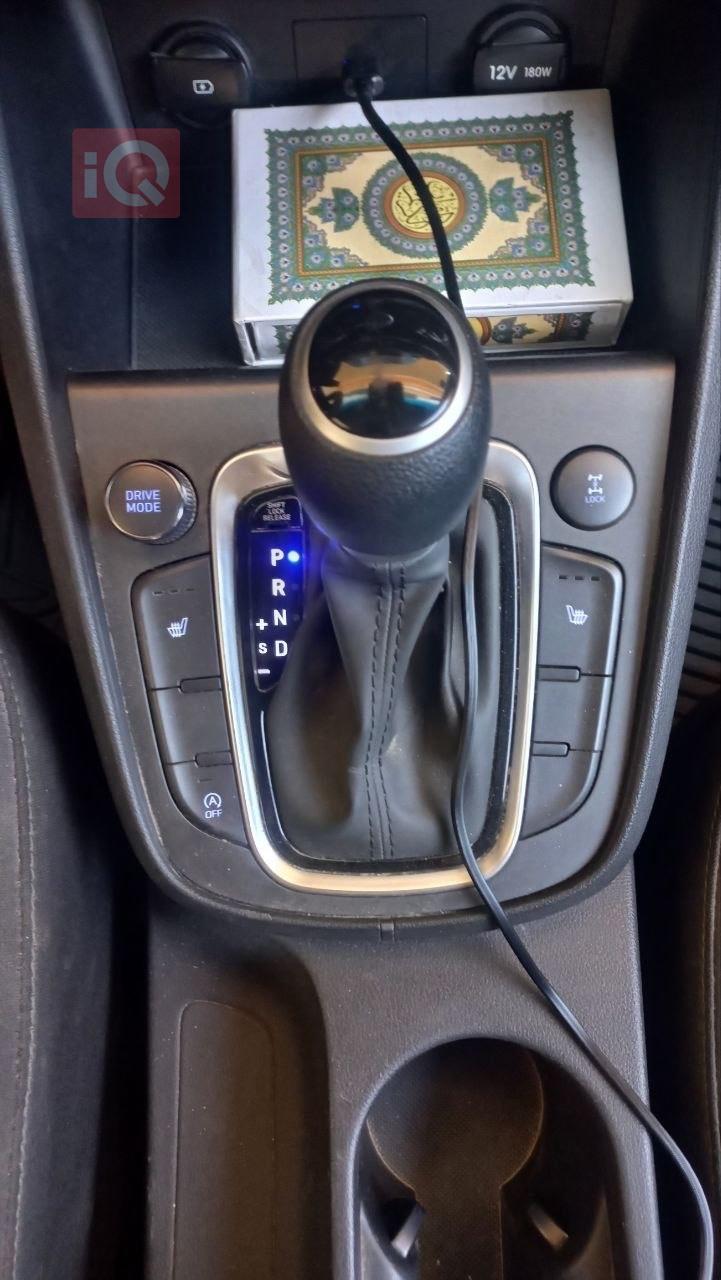 هيونداي كونا